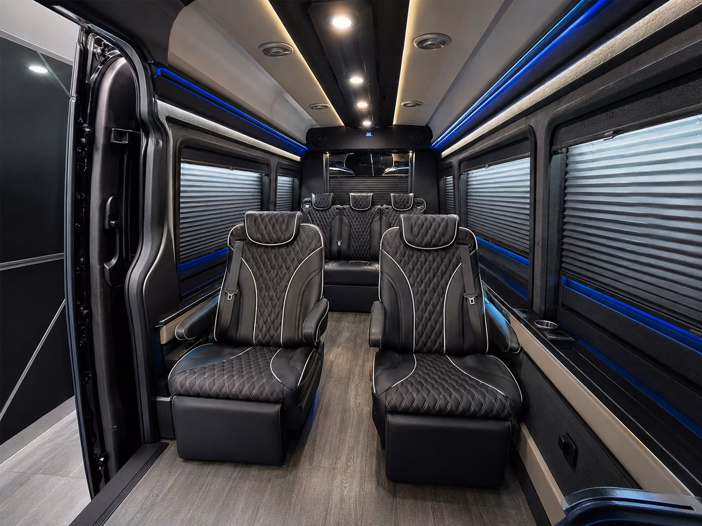roseville airport shuttle buses for employees