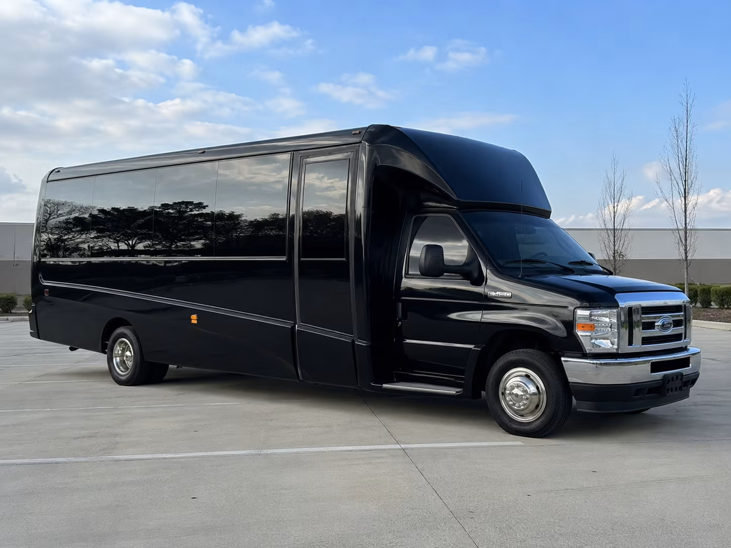 roseville hospital and campus shuttle bus rentals