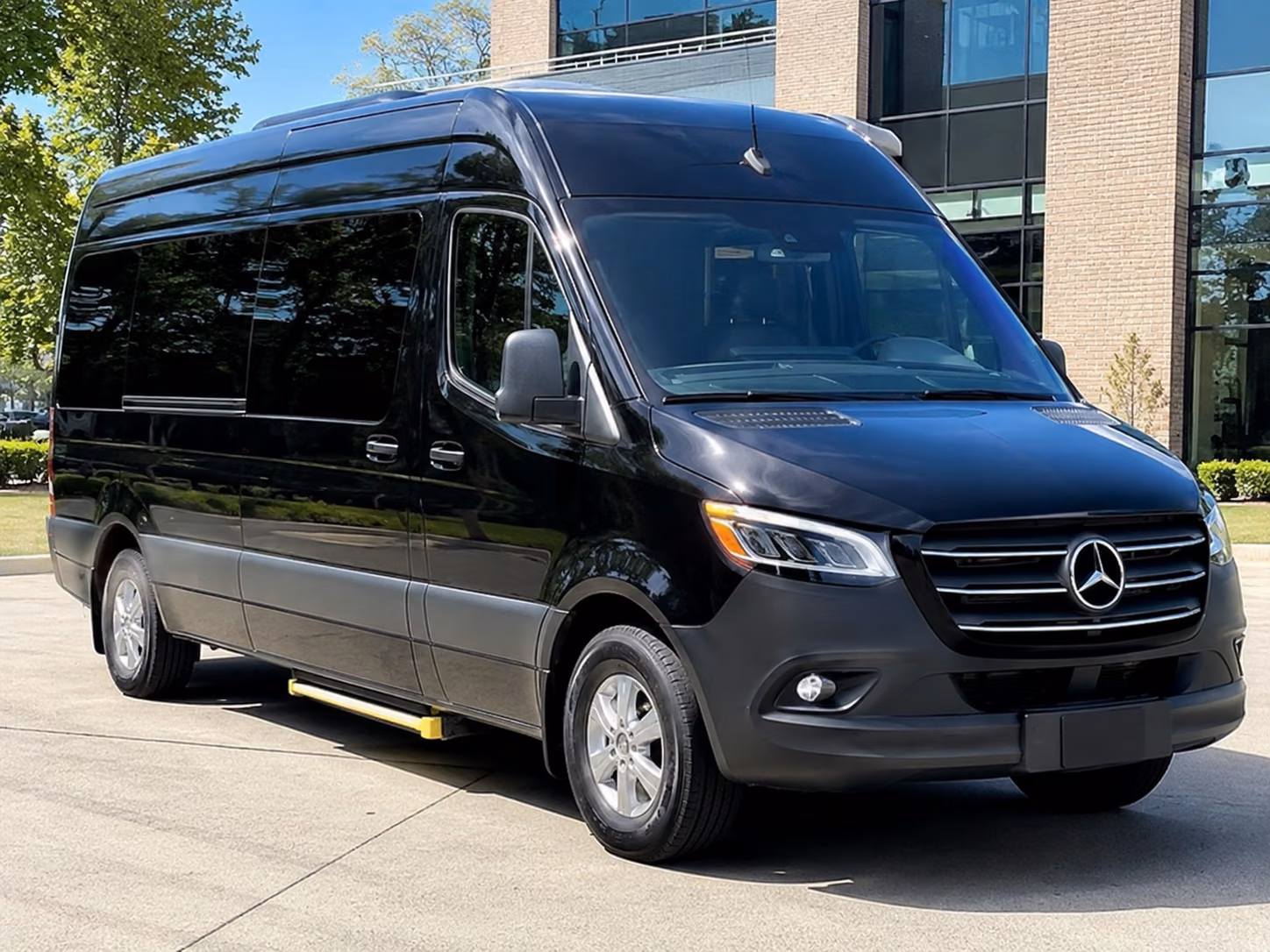 roseville parking shuttle and park and ride bus rentals