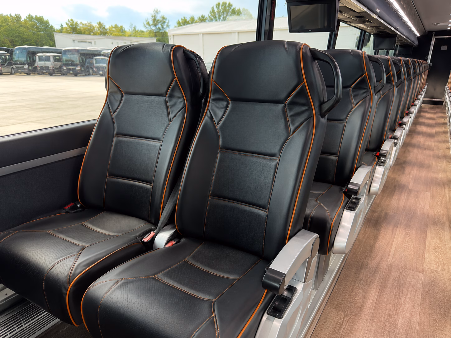shuttle services for airline crews and airport staff in roseville